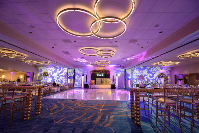 View the Platinum Guide profile for Hilton Clearwater Beach