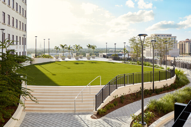 View the Platinum Guide profile for Loews Coral Gables