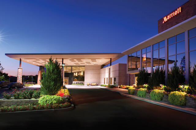 View the Platinum Guide profile for Indianapolis Marriott East